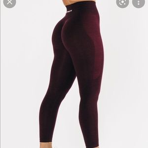 Amplify Leggings (Black Cherry)